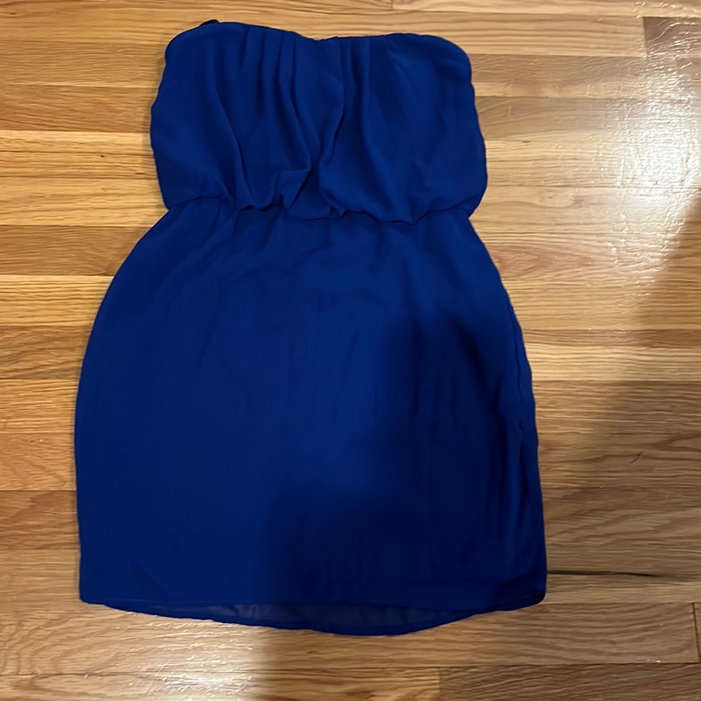 🎈5 for $15🎈City Triangles Navy blue chiffon  strapless dress. Size S